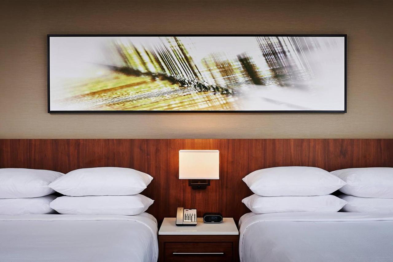 Delta Hotels By Marriott Toronto Μισισάουγκα Εξωτερικό φωτογραφία